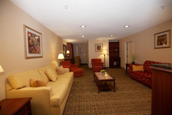 Baymont by Wyndham Knoxville/Cedar Bluff image 29